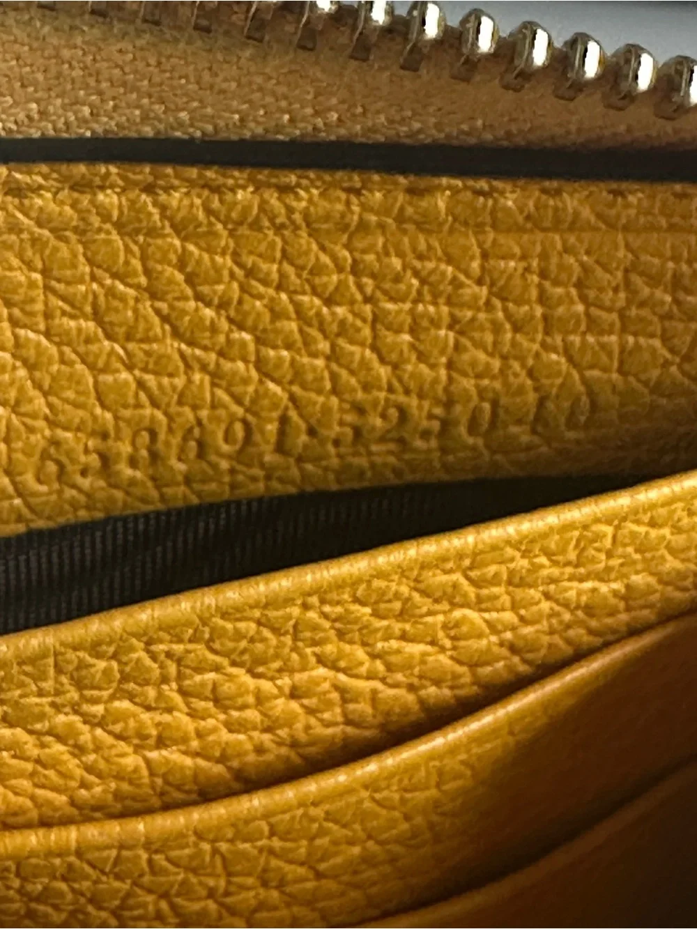 Gucci Yellow Embossed Logo Pebbled Leather Zip Around Wallet w/ Box and Dusty ⭐